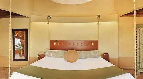 Hotel Club Intrawest 5*